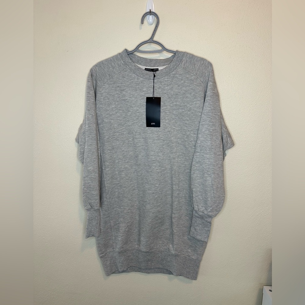 Zara Women’s Cozy Gray Long Crew Neck Sweater Size M